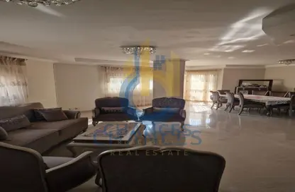 Apartment - 3 Bedrooms - 2 Bathrooms for sale in Al Arqam Ibn Abi Al Arqam St. - El Mearag City - Zahraa El Maadi - Hay El Maadi - Cairo
