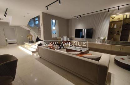 Villa - 4 Bedrooms - 5 Bathrooms for sale in Village Gardens Katameya - 5th Settlement Compounds - The 5th Settlement - New Cairo City - Cairo