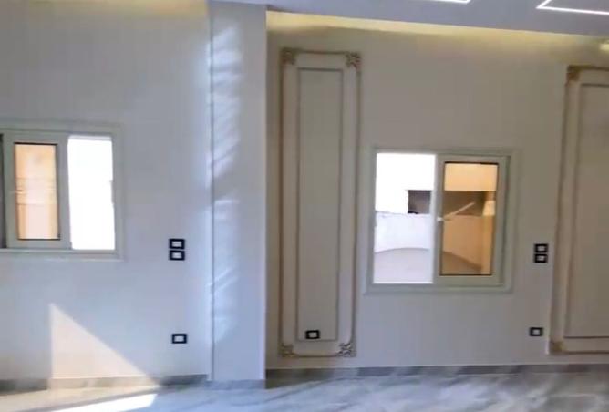 8146996 - Property Image 2