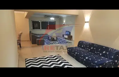 Apartment - 3 Bedrooms - 2 Bathrooms for rent in Nasr Khesrou St. - Al Hadiqah Al Dawliyah - 7th District - Nasr City - Cairo