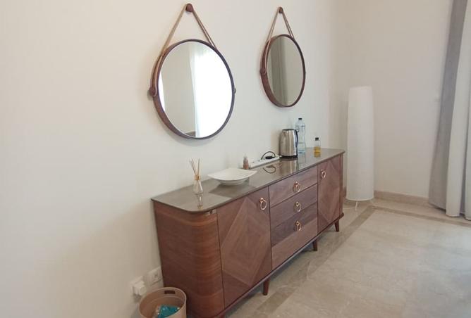 8426701 - Property Image 3