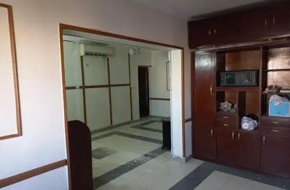 شقة - 2 غرف نوم - 2 حمامات للبيع في شارع الميرغني - ارض الجولف - مصر الجديدة - القاهرة