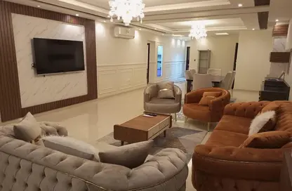 Apartment - 3 Bedrooms - 4 Bathrooms for rent in Al Quds Al Sharif St. - Mohandessin - Giza