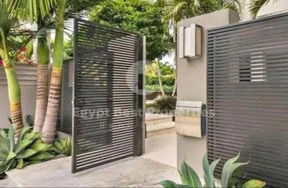 Townhouse - 3 Bedrooms - 3 Bathrooms for sale in Sodic East - 6th District - New Heliopolis - Cairo