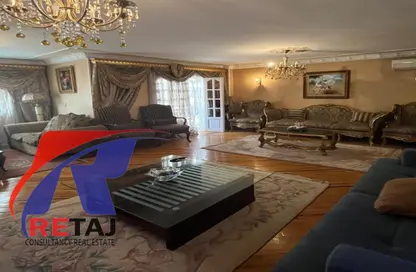 Apartment - 3 Bedrooms - 2 Bathrooms for sale in Makram Ebeid St. - 6th Zone - Nasr City - Cairo