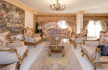 Duplex - 3 Bedrooms - 3 Bathrooms for sale in Janaklees - Hay Sharq - Alexandria
