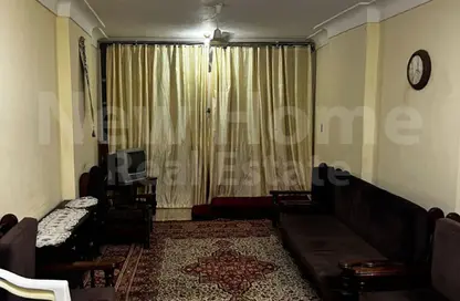 Apartment - 2 Bedrooms - 1 Bathroom for rent in Al Mosheer Ahmed Ismail St. - Sidi Gaber - Hay Sharq - Alexandria