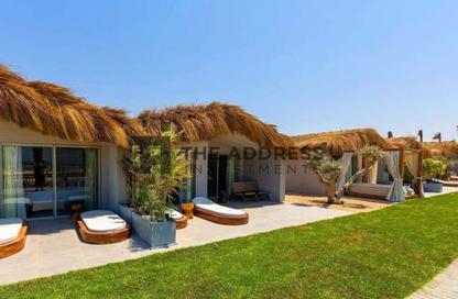 Chalet - 2 Bedrooms - 1 Bathroom for sale in LYV - Ras Al Hekma - North Coast
