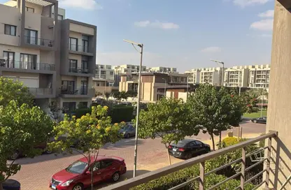 شقة - 3 غرف نوم - 2 حمامات للايجار في مون ريزيدنس - فيفث سكوير - التجمع الخامس - مدينة القاهرة الجديدة - القاهرة