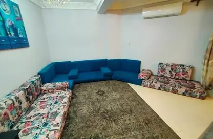 شقة - 4 غرف نوم - 3 حمامات للايجار في شارع شهاب - المهندسين - الجيزة
