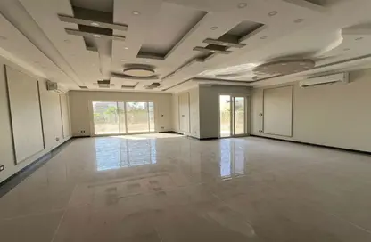 Apartment - 5 Bedrooms - 6 Bathrooms for rent in The Crown - Cairo Alexandria Desert Road - 6 October City - Giza
