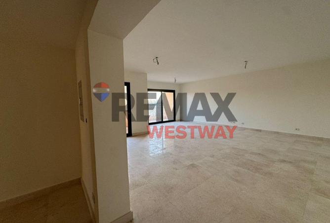 8425976 - Property Image 2