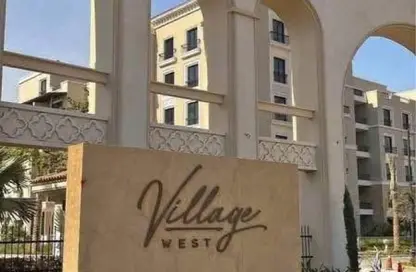 Apartment - 3 Bedrooms - 3 Bathrooms for rent in Village West - Sheikh Zayed Compounds - Sheikh Zayed City - Giza
