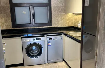 شقة - 2 غرف نوم - 2 حمامات للايجار في مون ريزيدنس - فيفث سكوير - التجمع الخامس - مدينة القاهرة الجديدة - القاهرة
