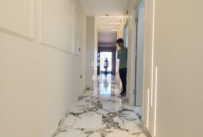 8022385 - Property Image 3