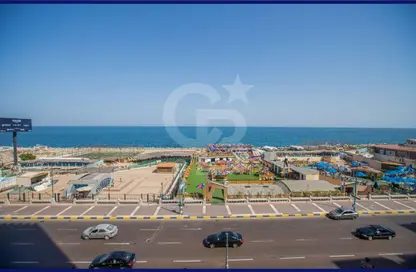شقة - 3 غرف نوم - 3 حمامات للبيع في سابا باشا - حي شرق - الاسكندرية