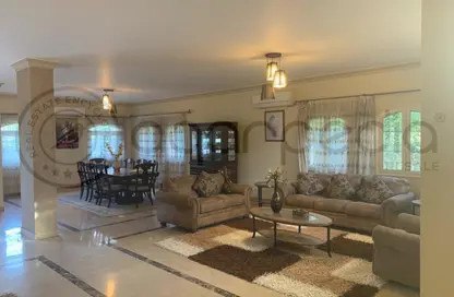 فيلا - 4 غرف نوم - 6 حمامات للايجار في پريڤادو - مدينتي - القاهرة