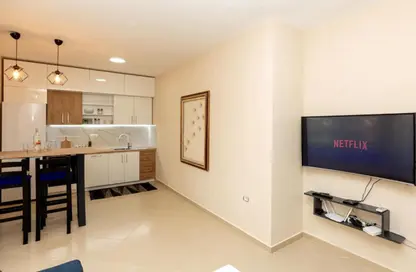Apartment - 2 Bedrooms - 1 Bathroom for sale in Beverly Hills Road - 17th District - Sheikh Zayed City - Giza