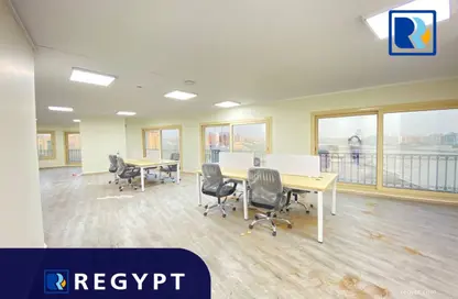 طابق كامل - استوديو - 6 حمامات للايجار في شارع اللاسلكي - اللاسلكي - المعادي الجديدة - حي المعادي - القاهرة