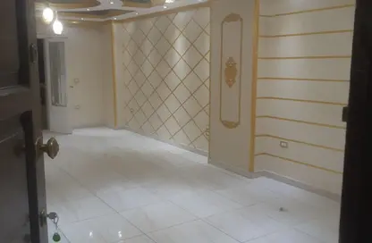 Apartment - 3 Bedrooms - 2 Bathrooms for rent in Gate 1 - Khofo - Hadayek El Ahram - Giza