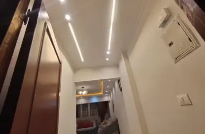Apartment - 2 Bedrooms - 1 Bathroom for rent in 16th District - Sheikh Zayed City - Giza