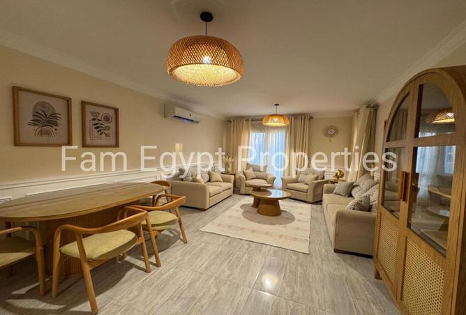 7928004 - Property Image 2