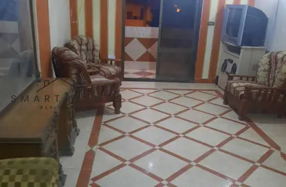 شقة - 3 غرف نوم - 1 حمام للايجار في الحي الاول - الشيخ زايد - الجيزة