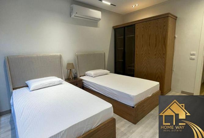 8329879 - Property Image 2