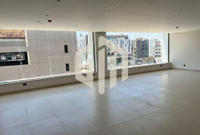 8312289 - Property Image 2