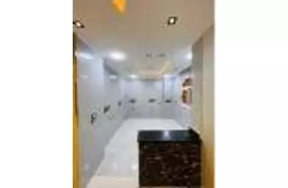 فيلا - 7 غرف نوم - 2 حمامات للبيع في البوابة الخامسة - احمس - حدائق الاهرام - الجيزة