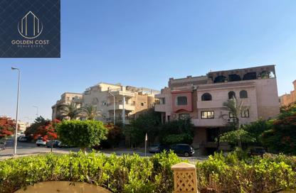 Duplex - 5 Bedrooms - 4 Bathrooms for sale in El Banafseg 3 - El Banafseg - New Cairo City - Cairo