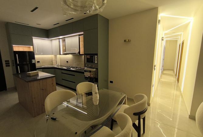 8257858 - صورة العقار 3