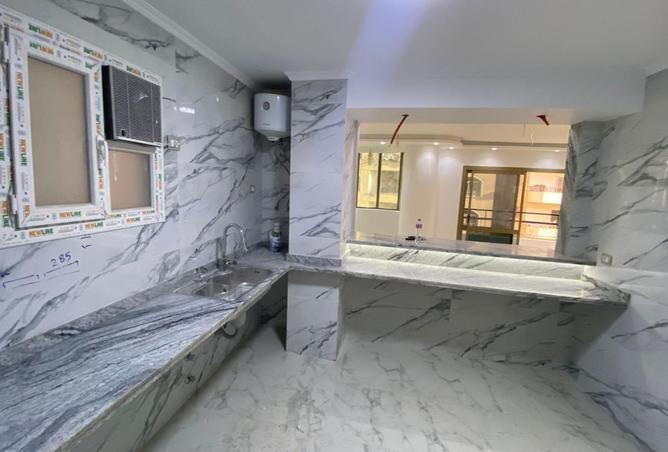 8371391 - Property Image 3