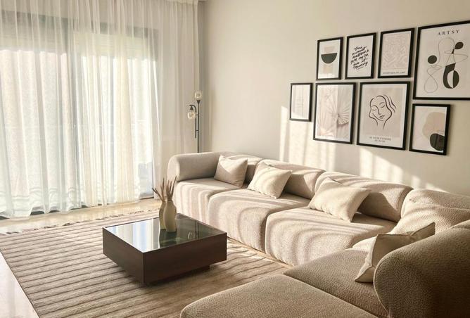 8220466 - Property Image 3