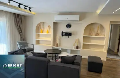 Apartment - 3 Bedrooms - 3 Bathrooms for rent in Mountain View iCity - 5th Settlement Compounds - The 5th Settlement - New Cairo City - Cairo
