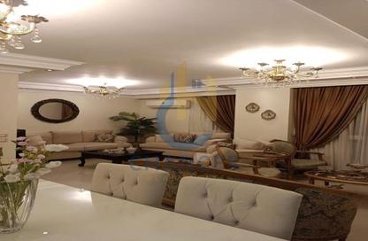 Apartment - 3 Bedrooms - 1 Bathroom for sale in 50th Street - Zahraa El Maadi - Hay El Maadi - Cairo