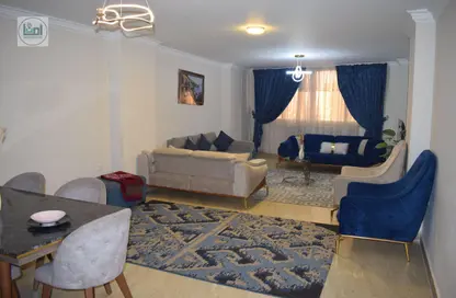 Apartment - 4 Bedrooms - 3 Bathrooms for rent in Al Akhshid St. - El Roda - Hay El Manial - Cairo