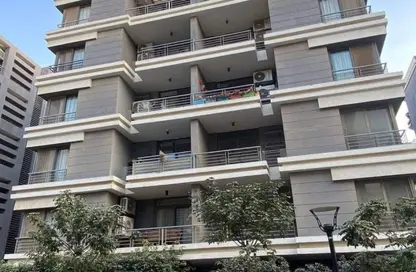 Apartment - 3 Bedrooms - 3 Bathrooms for sale in Taj City - 5th Settlement Compounds - The 5th Settlement - New Cairo City - Cairo