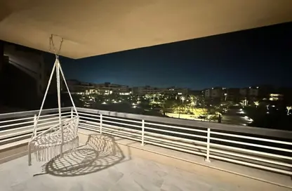 شقة - 4 غرف نوم - 4 حمامات للايجار في نيو جيزة - طريق مصر اسكندرية الصحراوي - مدينة 6 أكتوبر - الجيزة
