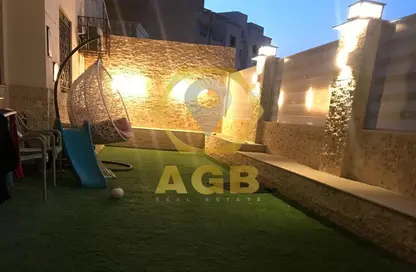Apartment - 2 Bedrooms - 1 Bathroom for sale in Al Gezira St. - South Investors Area - New Cairo City - Cairo