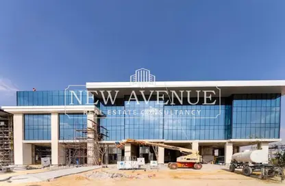 مساحات مكتبية - استوديو للبيع في جولدن جيت - شارع التسعين الجنوبي - التجمع الخامس - مدينة القاهرة الجديدة - القاهرة