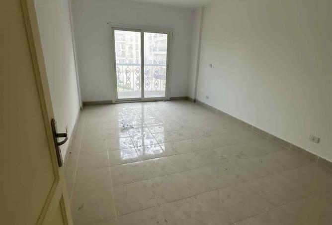 8502443 - Property Image 2