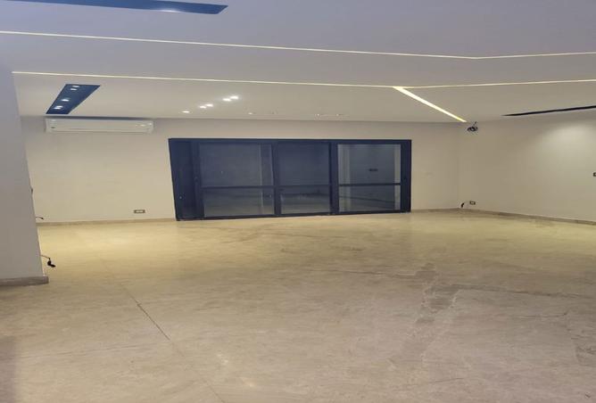 8056846 - Property Image 2