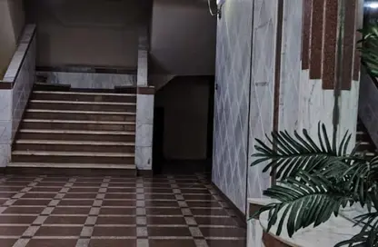 Office Space - Studio - 3 Bathrooms for rent in Hassan Ma'moon St. - 6th Zone - Nasr City - Cairo