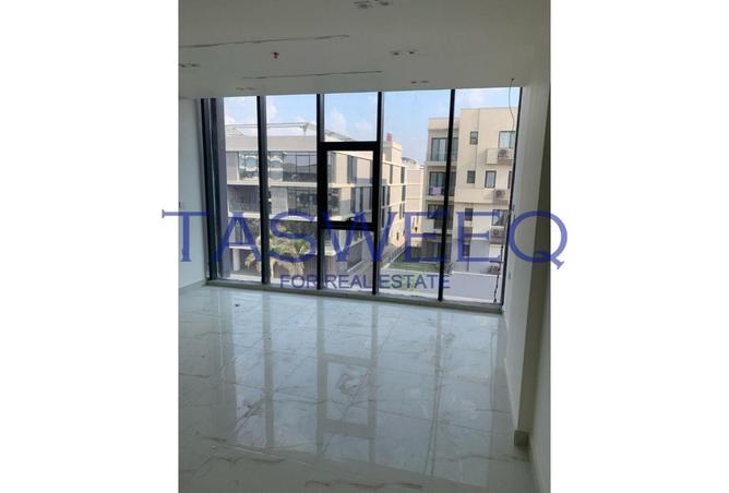 8392645 - Property Image 3