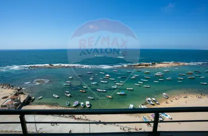 شقة - 3 غرف نوم - 3 حمامات للبيع في ميامي - حي اول المنتزة - الاسكندرية
