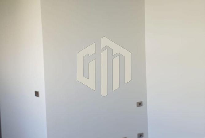 8523504 - Property Image 2