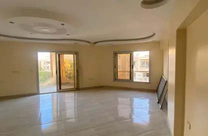 شقة - 3 غرف نوم - 2 حمامات للايجار في اوبرا سيتي - الحي السادس - الشيخ زايد - الجيزة