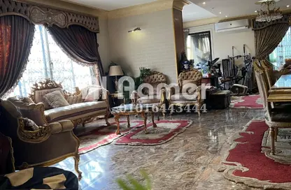 Apartment - 3 Bedrooms - 2 Bathrooms for sale in Degla - Hay El Maadi - Cairo