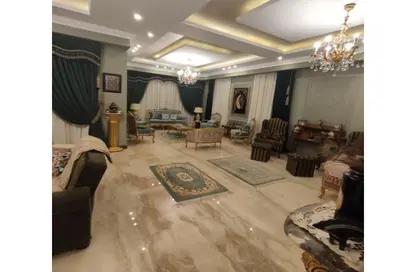 Villa - 4 Bedrooms - 6 Bathrooms for sale in Fountain Park - 5th Settlement Compounds - The 5th Settlement - New Cairo City - Cairo